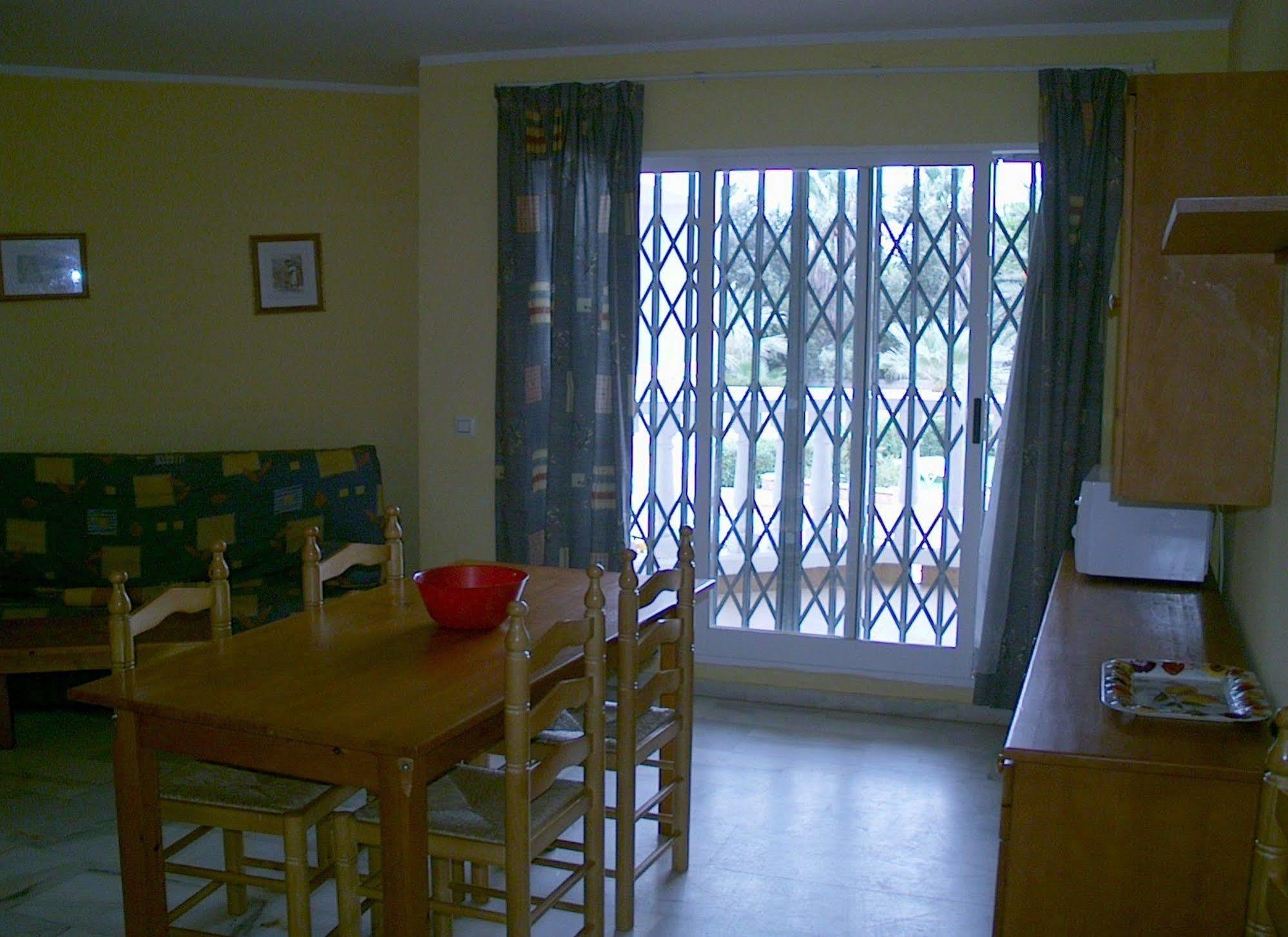 Apcostas - San Antonio Appartement